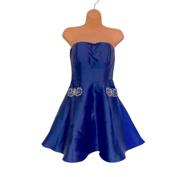 blue strapless skater dress Pale Color Floral Open Back Mini Dress in Light Blue Medium. / Light Blue main image 0